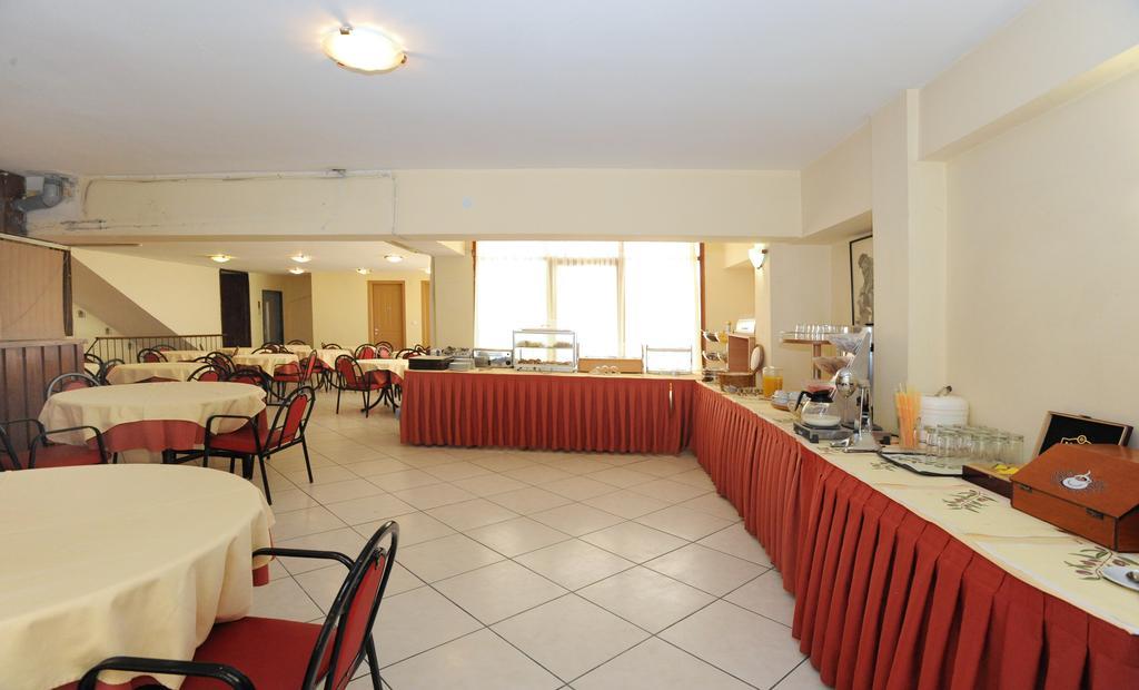 Delfinia Otel Tínos Dış mekan fotoğraf